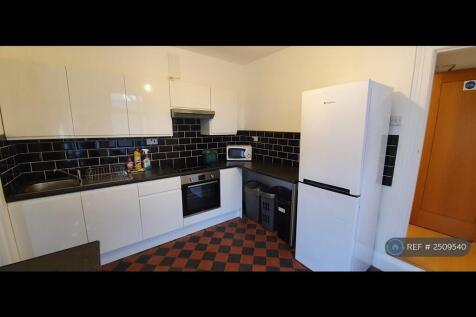 Flat 1 Kitchen 