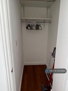 Walk In Wardrobe 