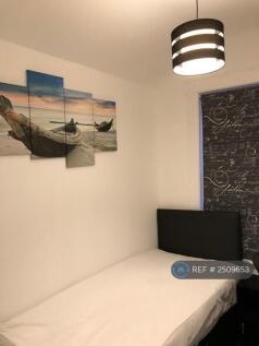 Room4