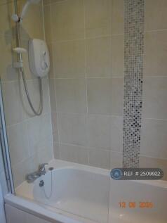 Bathroom 1a
