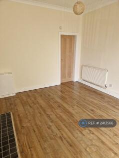 Living Room/Bedroom