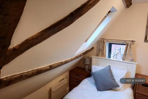 2nd Bedroom