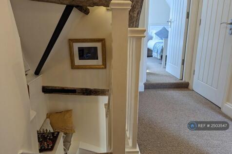 2nd Floor Landing