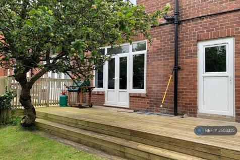 Rear Sun Deck
