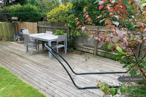 Rear Breakfast Deck