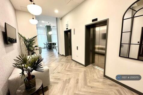 Lift Area