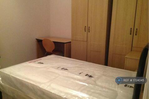 Bedroom 1 Picture 2