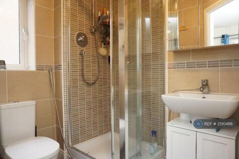 Master Bedroom Ensuite