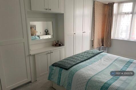 Master Bed Room