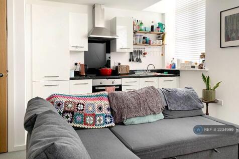 Kitchen/Living 3