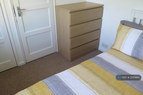 Room 4: Cosy Single