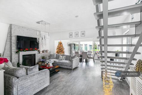 Living Room And Dinning Room