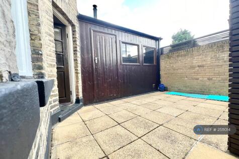 Utility Room / Private Garden Patio 