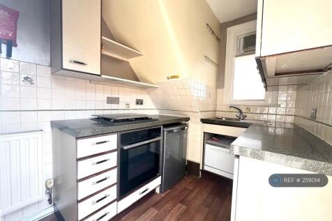 Kitchen Marble Worktops/ Neff Oven/ Tt Dishwasher