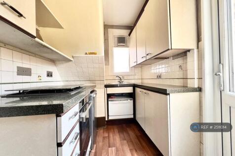 Kitchen Marble Worktops/ Neff Oven/ Tt Dishwasher