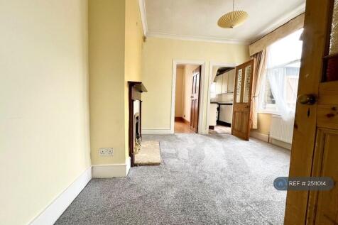 Living Room, Very Light End Of Terrace.New Carpet.