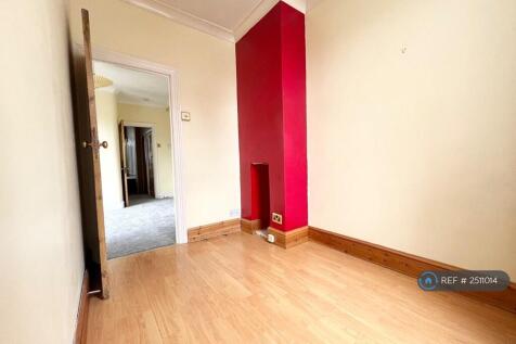Bed 3/ Study/ Dining Room