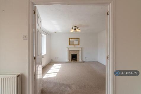Dining Area Looking To The Livingroom