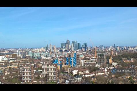 View Of Canary Wharf From 25th Floor Terrace