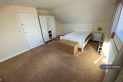 1st Floor Rear Bedroom