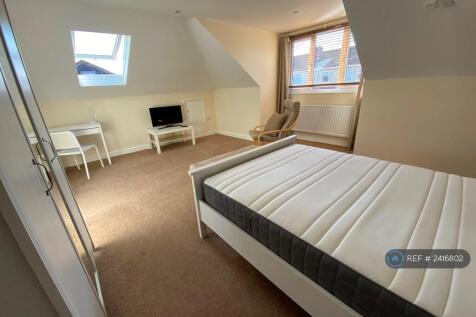 1st Floor Front Bedroom