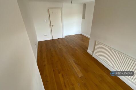 Back Bedroom (2)