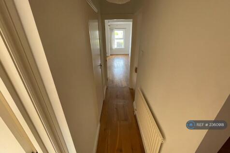 Landing / Hall