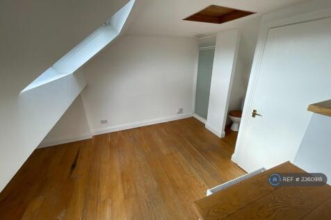 Loft Bedroom (3)