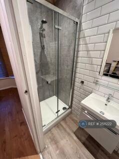 En-Suite Room 1