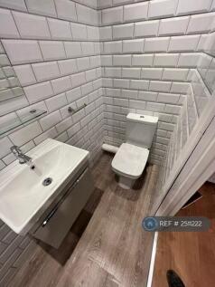 En-Suite To Room1