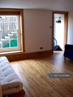 Living/Bedroom