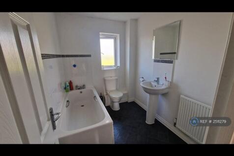 Bathroom 3 - 2nd Floor Landing
