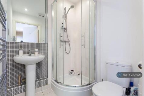 Bathroom 2 