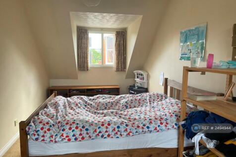 Big Bedroom 
