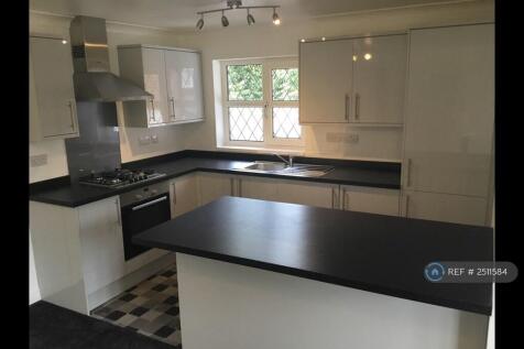 Kitchen With Breakfast Bar 