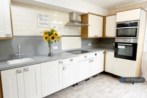 Kitchen Image 1