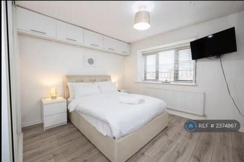 Main Bedroom 1