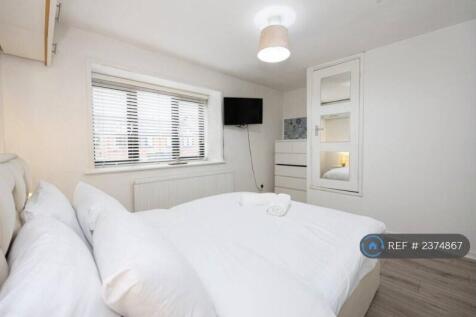 Main Bedroom 5