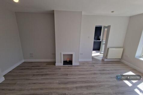 Living Room 4