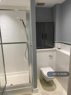 Master En-Suite