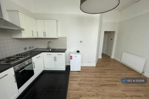 Open Plan Living Space &amp; Kitchen