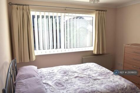 Main Double Bedroom 1