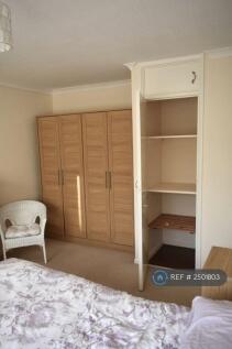 Main Double Bedroom 1