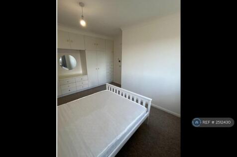 1st Flr Bed 2
