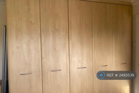 Bedroom Fitted Cupboards