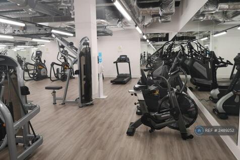 Gym, Sauna And Steam Rooms