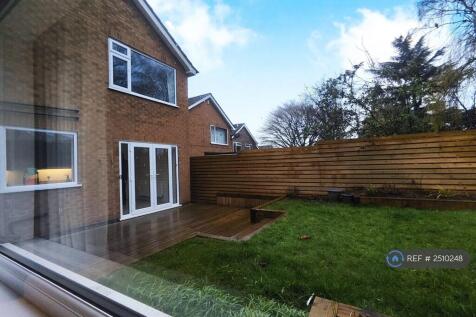4th Bedroom Garden View