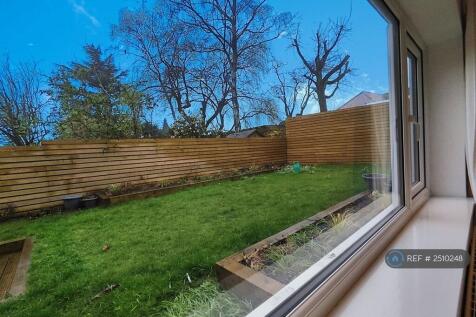 4th Bedroom Garden View