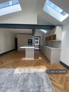 Kitchen / Livingroom