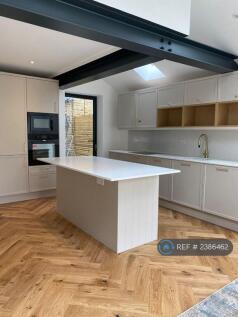 Kitchen / Livingroom